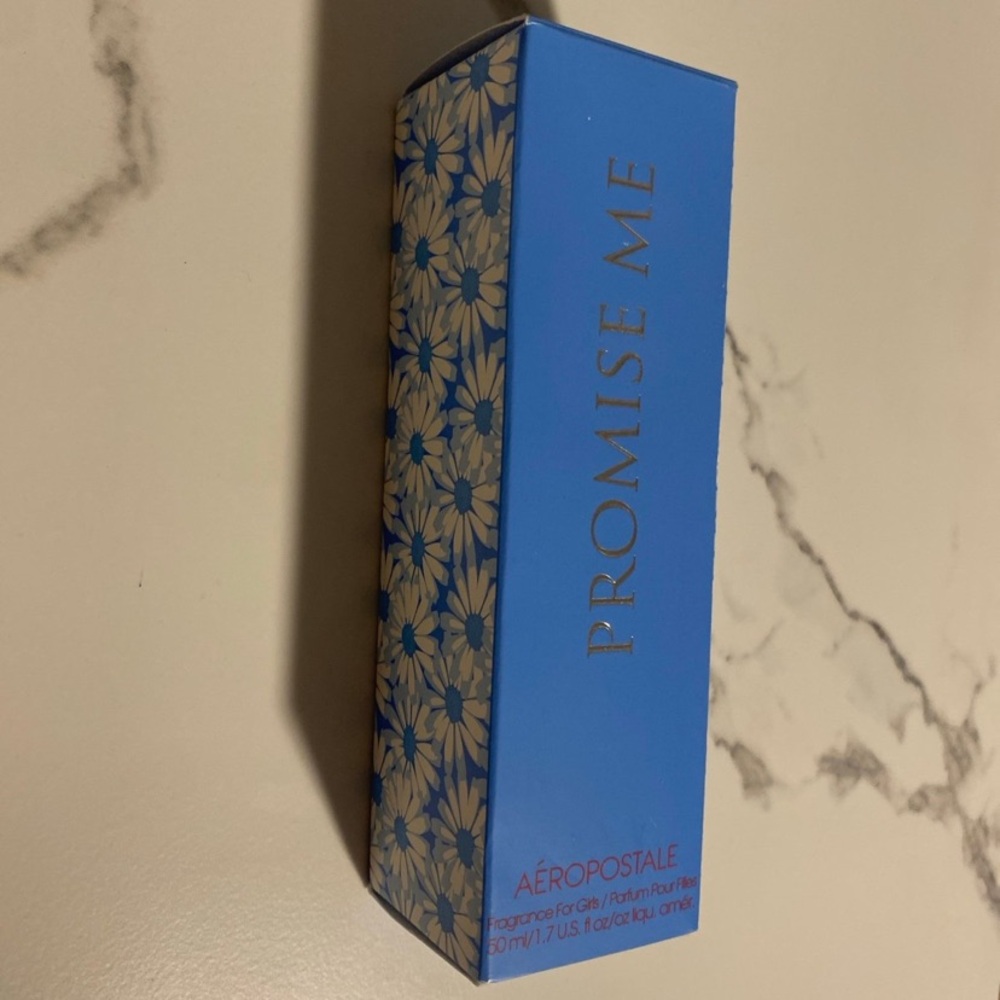 NIB RARE DISCONTINUED Aeropostale Promise Me - Full Size
